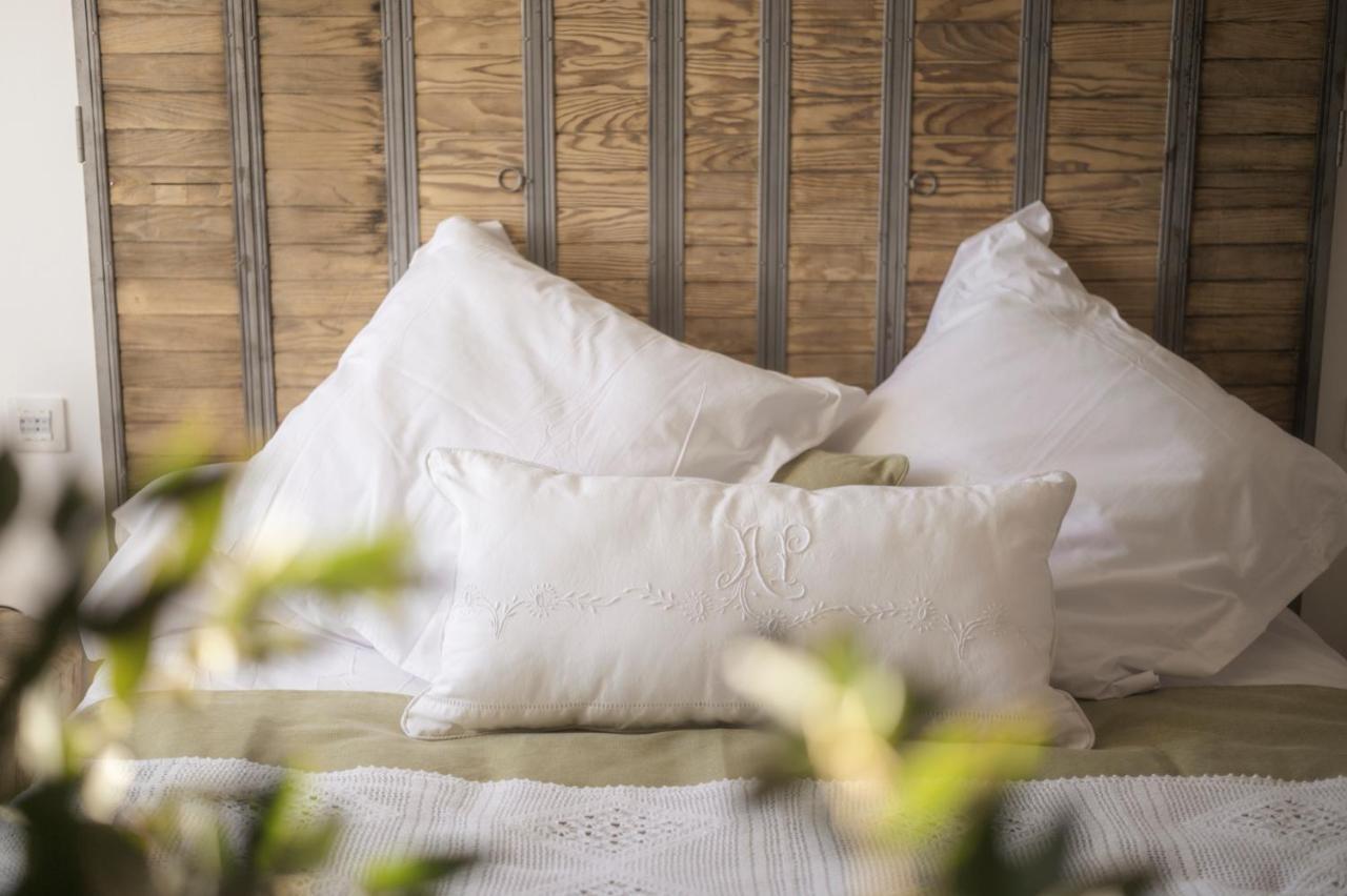 Escons Domaine De Charme Hotel Saint-Sulpice-sur-Leze Екстериор снимка
