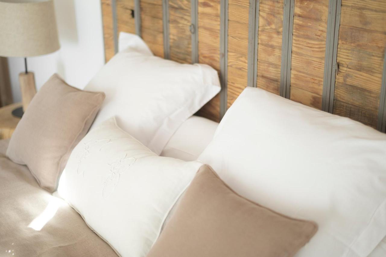 Escons Domaine De Charme Hotel Saint-Sulpice-sur-Leze Екстериор снимка